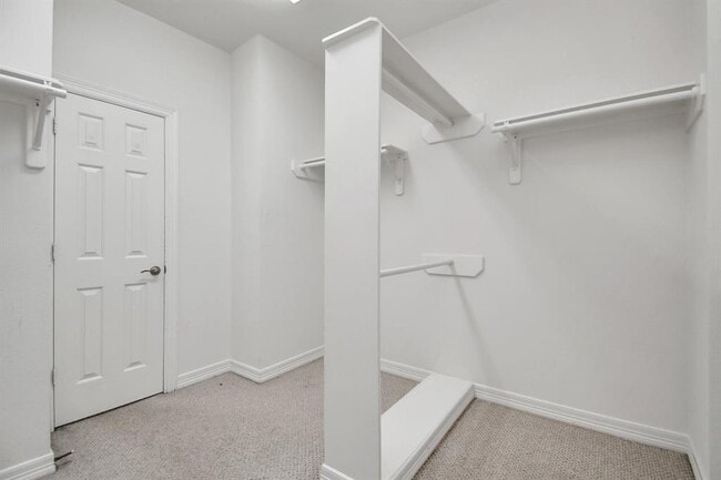 Building Photo - 803 Rosine St