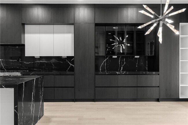 Building Photo - 409 Thunder Rd