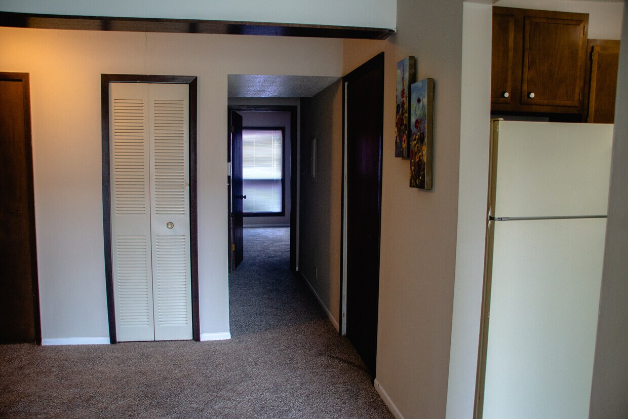 Quail Creek Apartments Lawrence