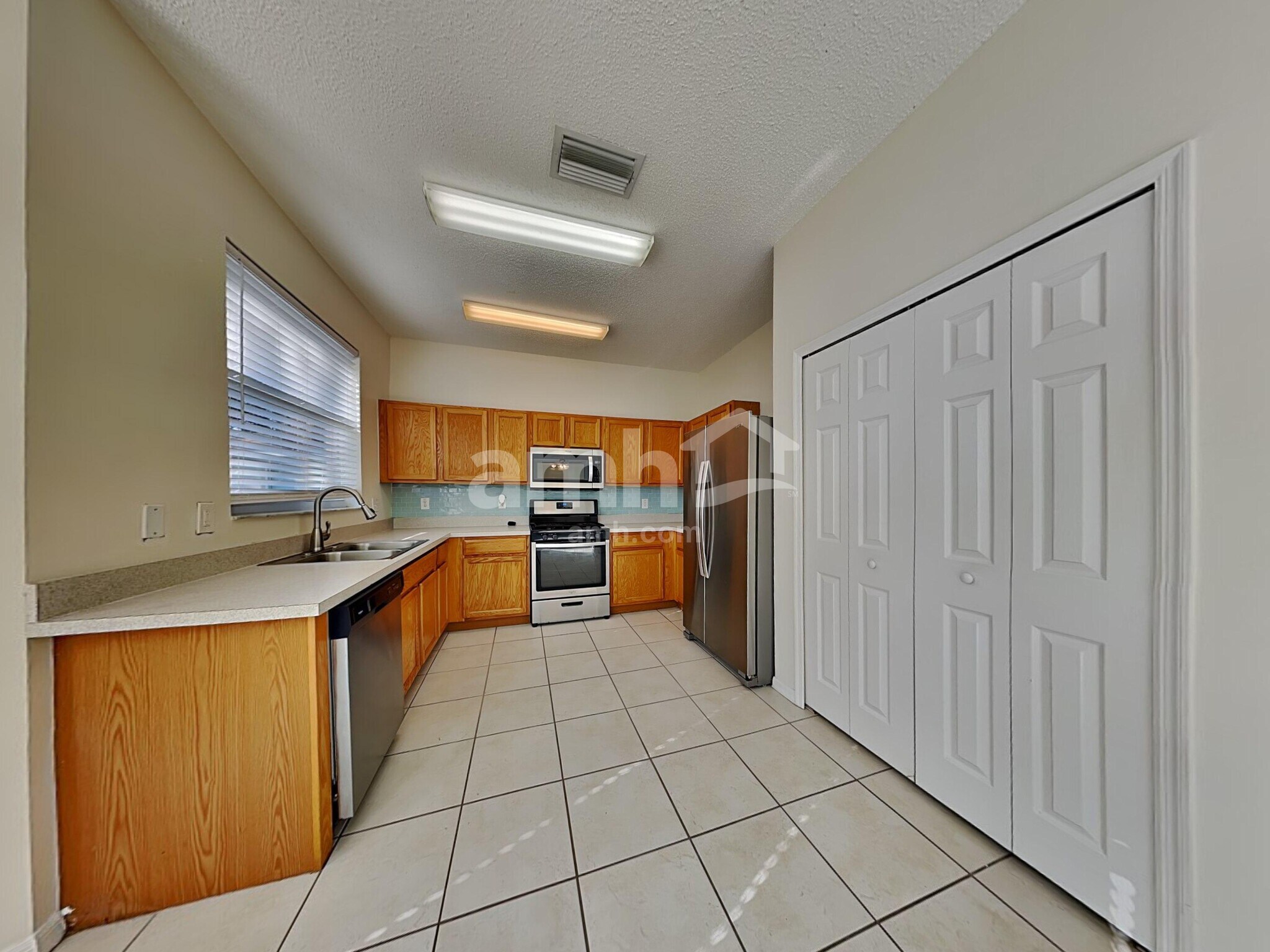 Building Photo - 607 Grand Canyon Dr