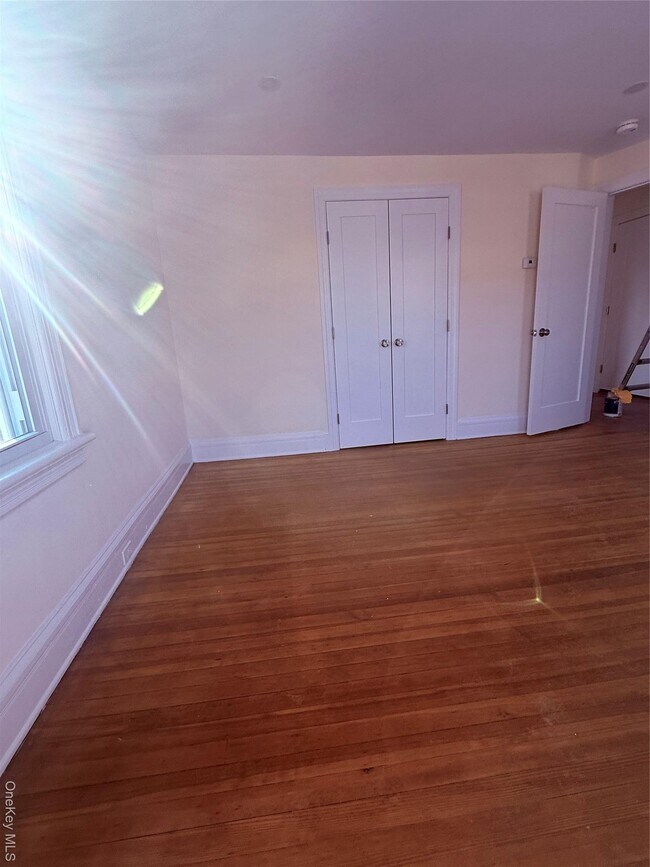 Building Photo - 22 N Regent St