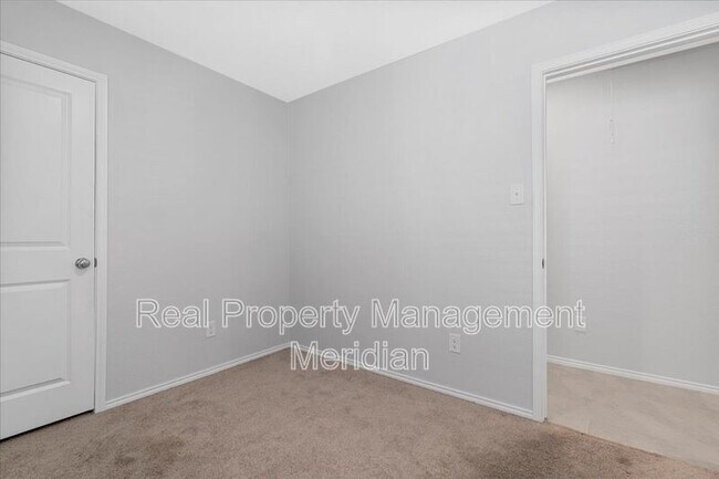 Building Photo - 8730 Texas Risinger Dr