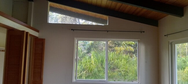 Building Photo - 15-1433-1433 25th Ave