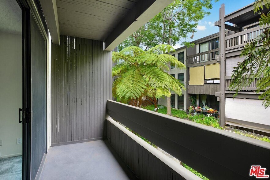 Building Photo - 8650 Gulana Ave