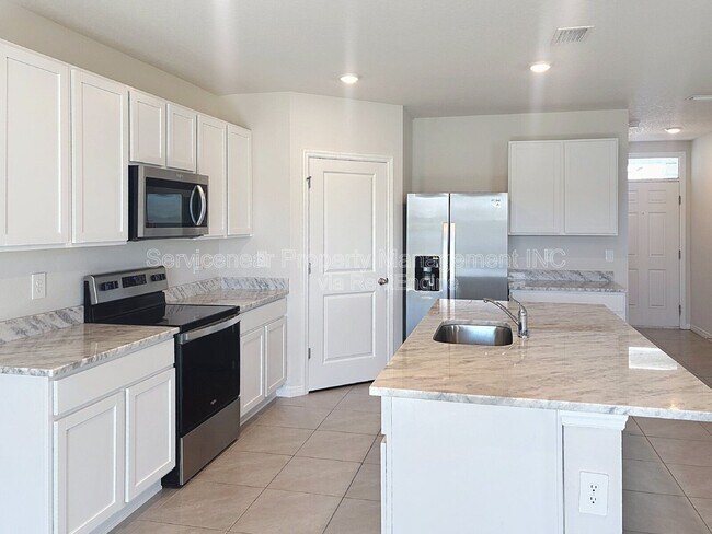 Building Photo - 18002 Canopy Pl