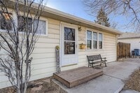 Building Photo - Great Location!  Updated Bungalow 2 bed, 1 bath with a bright open floorplan- fences yard- $500 o...