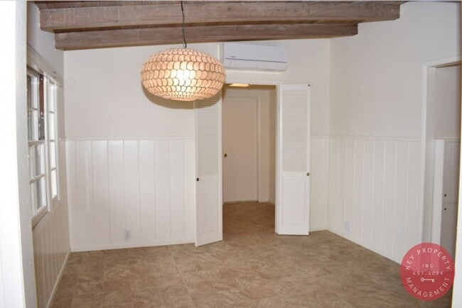 Building Photo - Grantville, Charming 4-Bedroom Home with S...