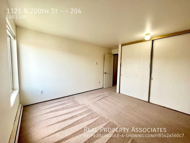 Building Photo - 1121 N 200th St