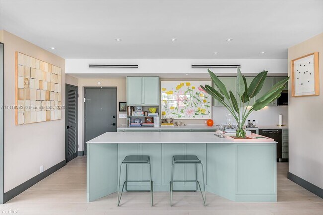 Building Photo - 2 br, 2 bath Condo - 20 Island Ave Apt 718