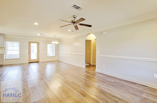 Building Photo - 5777 E Oglethorpe Hwy