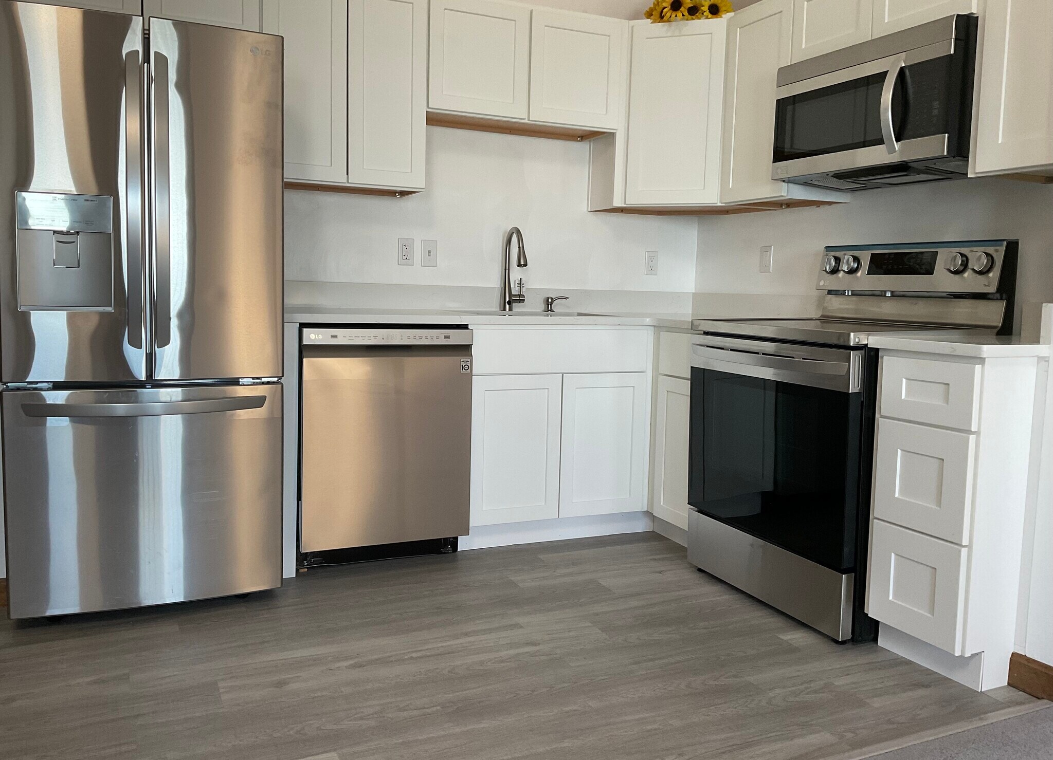 Building Photo - 172 Endicott Ave