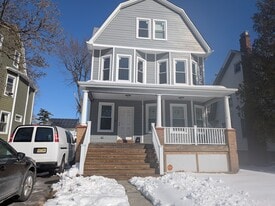 Building Photo - 262 Rutledge Ave