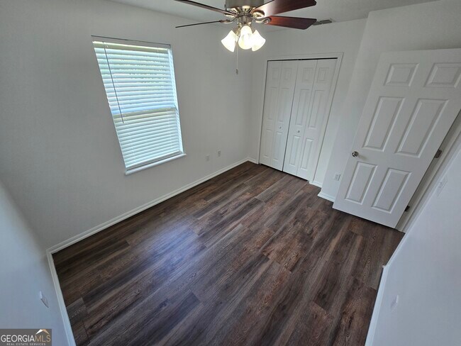 Building Photo - 110 Pine Bluff Blvd W