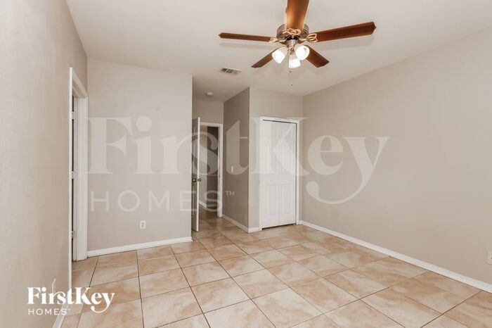 Building Photo - 1700 Atwater Dr