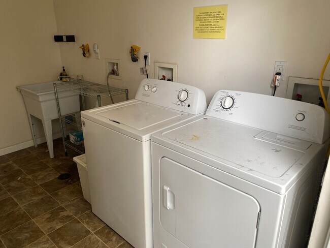 Building Photo - 4041 Georgia St