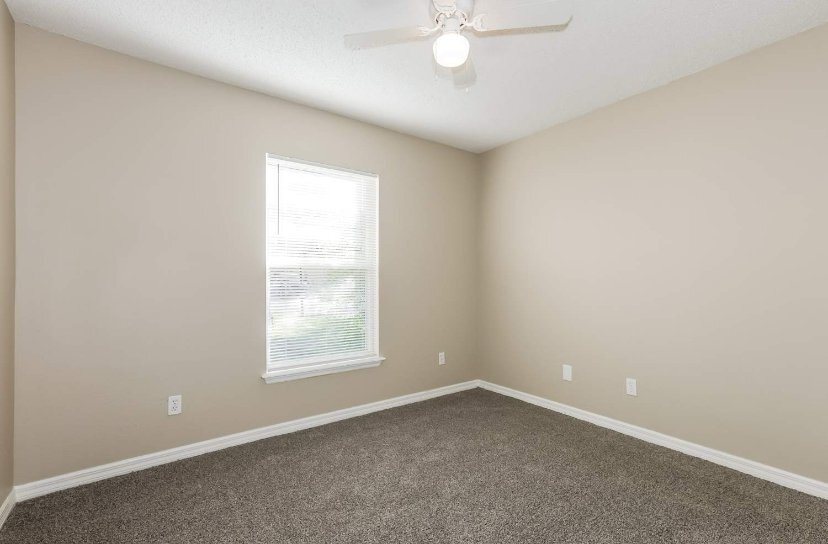 Building Photo - 8207 Stockton Way