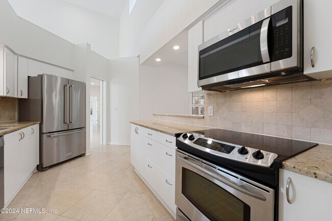 Building Photo - 9006 Portsmouth Ct