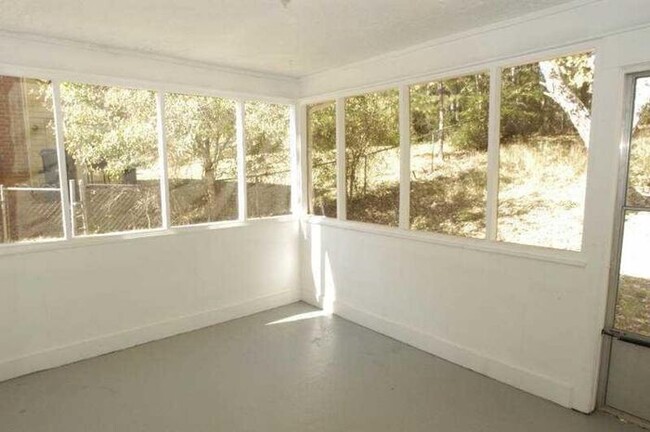 Building Photo - Ridge Forest Townhome for Rent