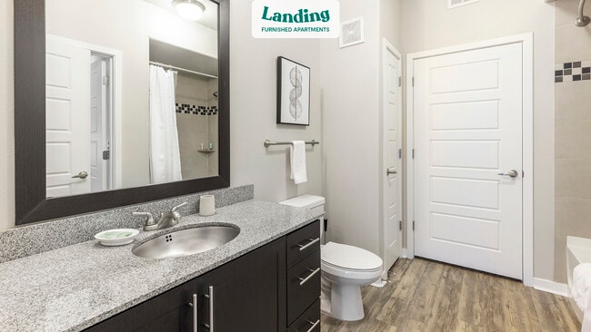 Building Photo - 1260 E University Dr