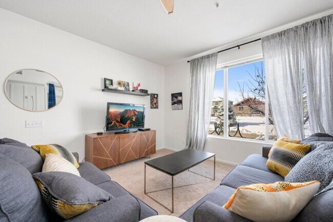 Building Photo - 2980 Kincaid Dr