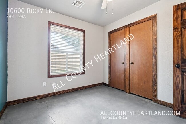 Building Photo - 10600 Ricky Ln