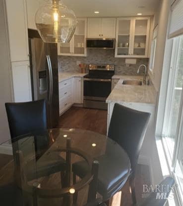 Building Photo - 931 Champion Ln