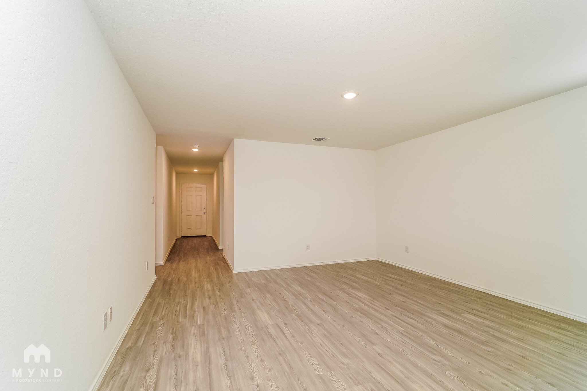 Building Photo - 5931 Sunset Song Ln
