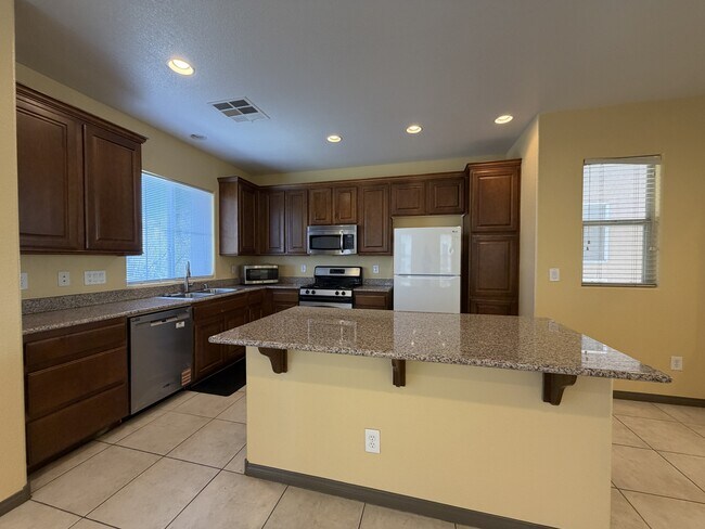 Building Photo - 10811 Ackers Dr