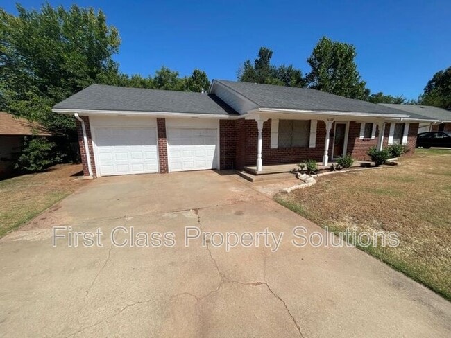 Building Photo - 6300 N Wildewood Dr