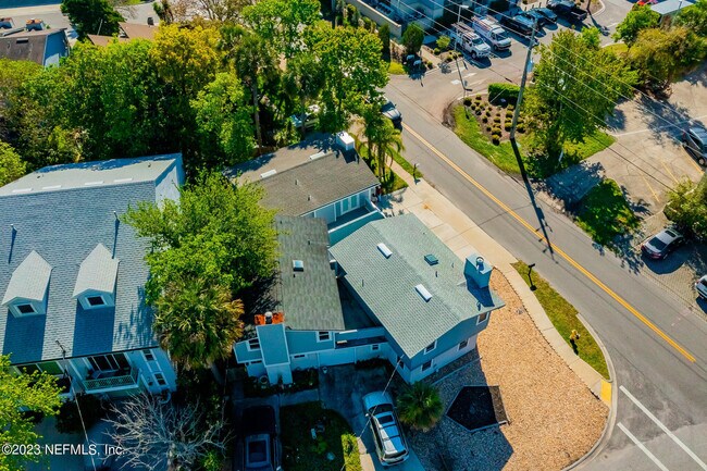 Building Photo - 597 Sturdivant Ave