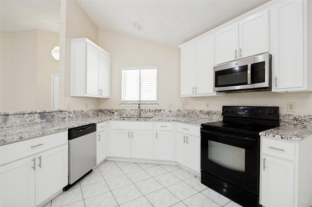 Building Photo - 405 Myrtle Dr