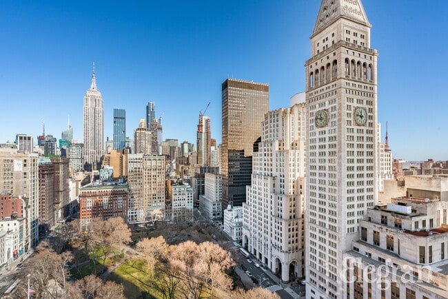 Building Photo - 5 E 22nd St