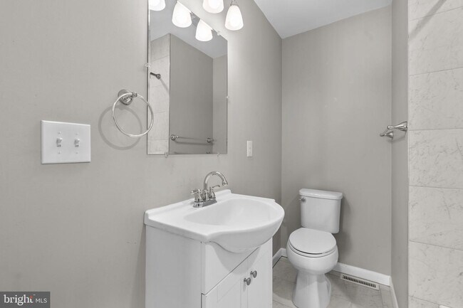 Building Photo - 8221 Millfield Ct