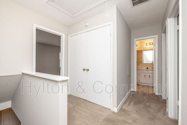 Building Photo - 3837 Belker Ct