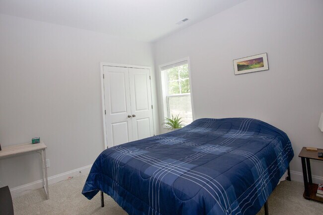 Building Photo - 125 Lancashire Ln