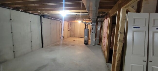 Building Photo - Spacious West Sioux Falls Twinhome with Gr...