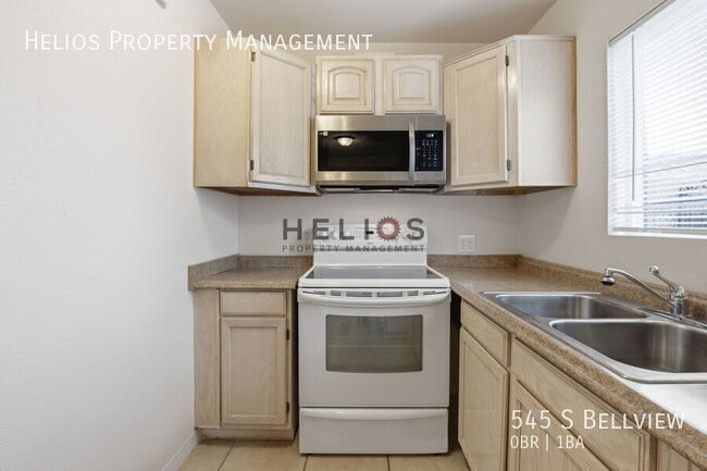 Building Photo - 545 S Bellview-