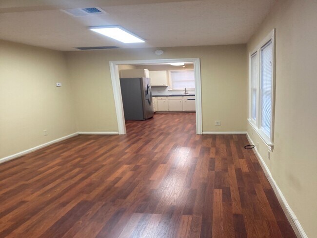 Building Photo - 4921 Maxie St