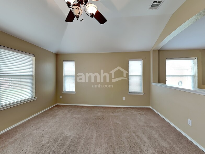 Building Photo - 2729 Lone Ranger Trl