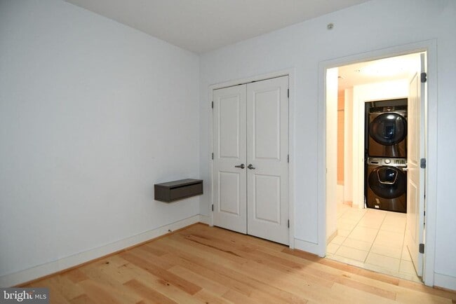 Building Photo - 2001 15th St N