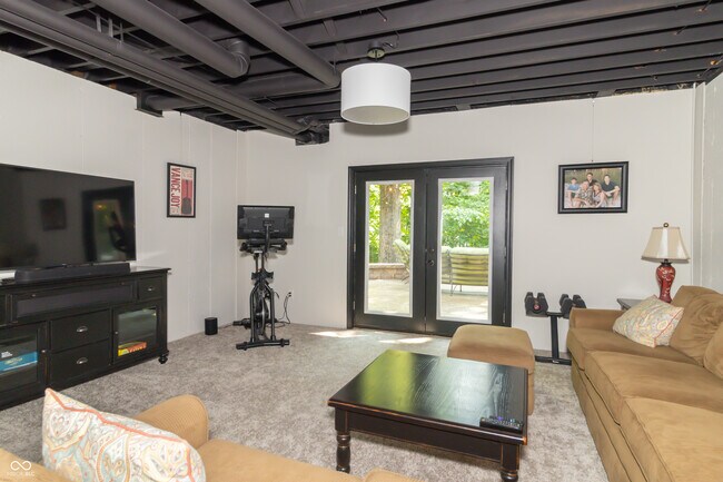 Building Photo - 8429 Catamaran Dr