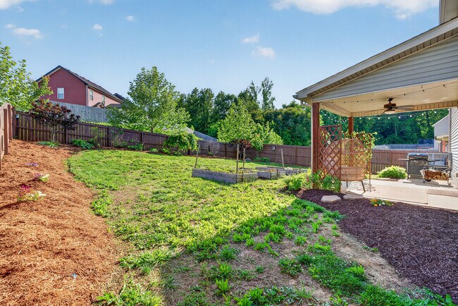 Building Photo - 104 Woodtrace Ct
