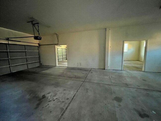 Building Photo - 910 Keith Ln