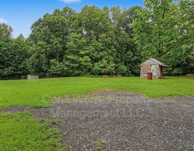 Building Photo - 1086 Frye Rd