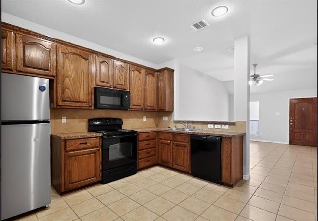 Building Photo - 2131 Colby Ln