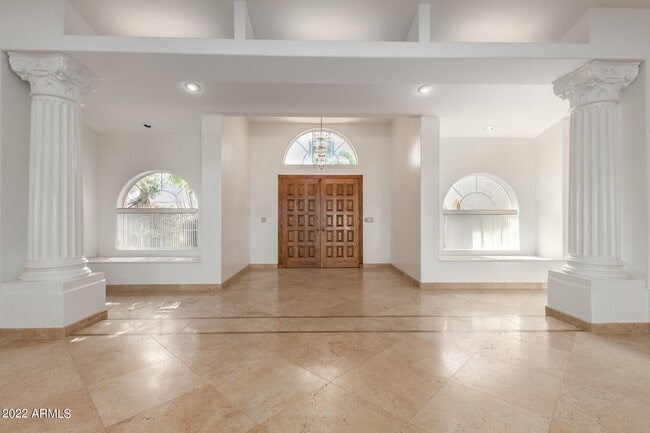 Building Photo - 15848 E Brodiea Dr