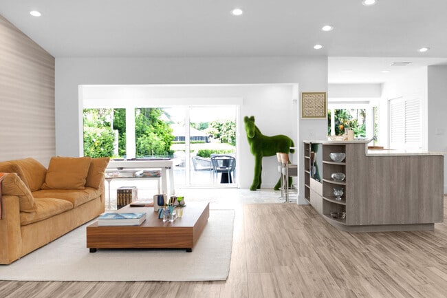 Building Photo - 2291 Las Casitas Dr