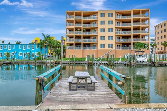 Building Photo - 11420 1st St E