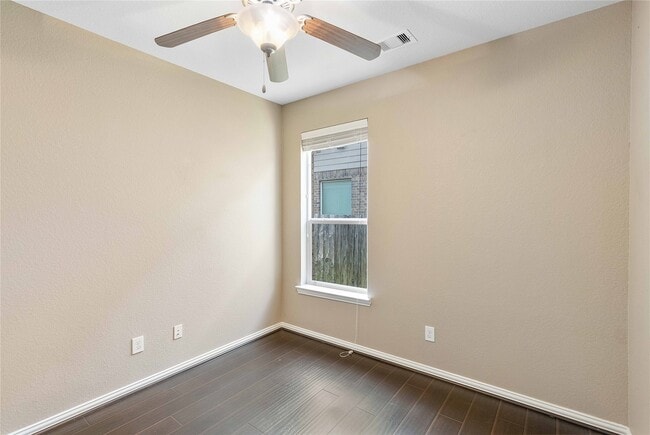 Building Photo - 13814 McKinney Creek Ln