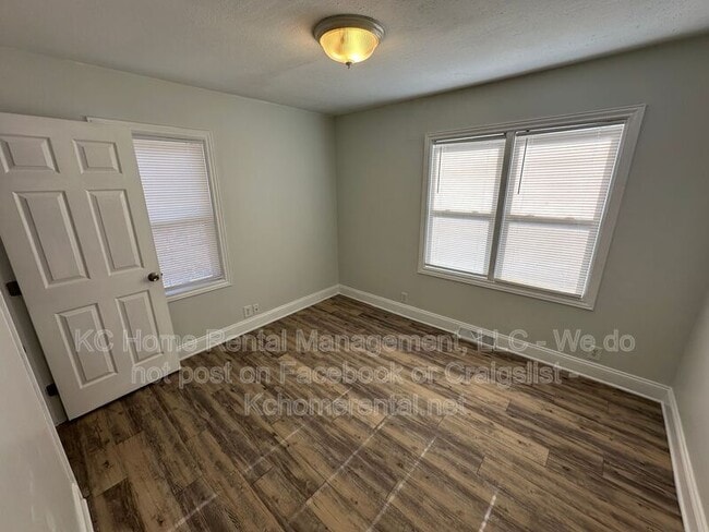 Building Photo - 2010 Bunker Ave